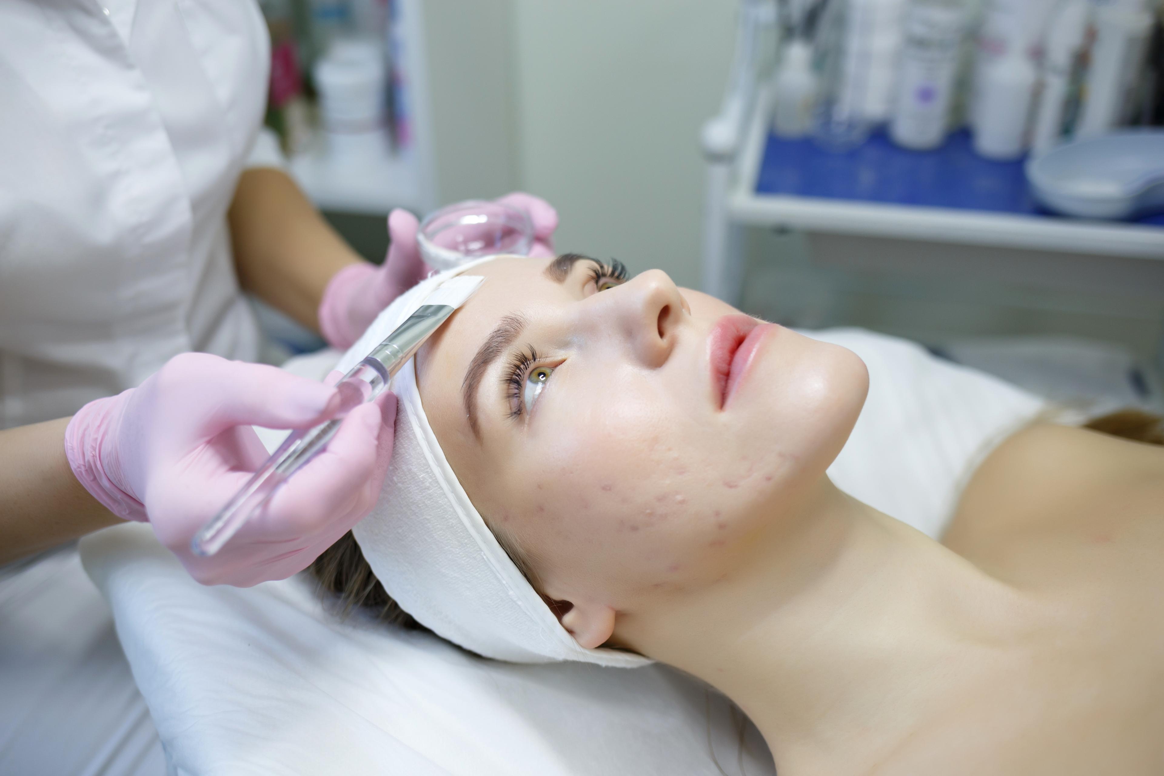 Dermaplaning facial treatment at Lumora Belle Beauty, Loughborough
