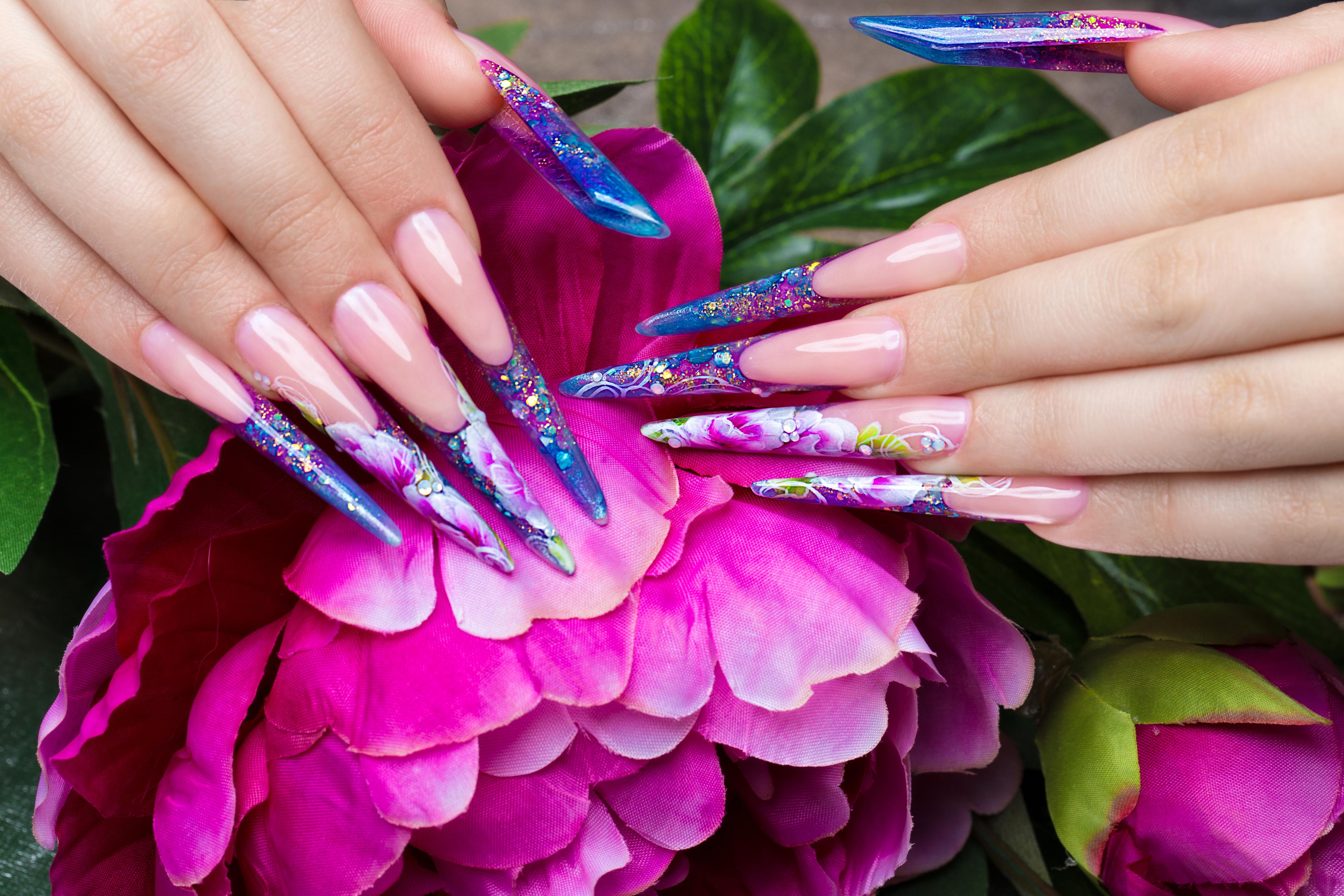 Floral nail art manicure by Lumora Belle Beauty, Loughborough